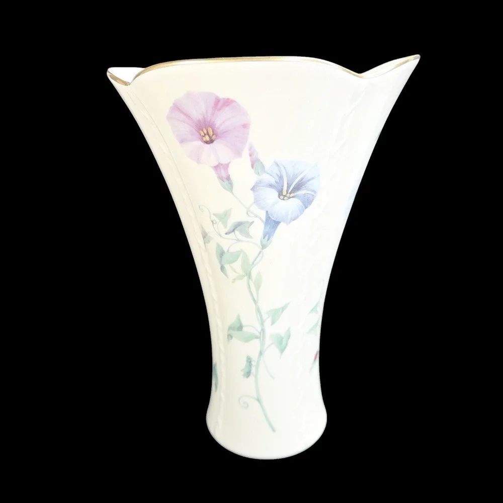 Lenox Morningside Cottage Vase Morning Glory Flowers Bees Ladybugs Gold Trim